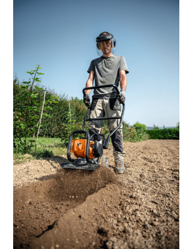 Buy Stihl BC 230 power weeder