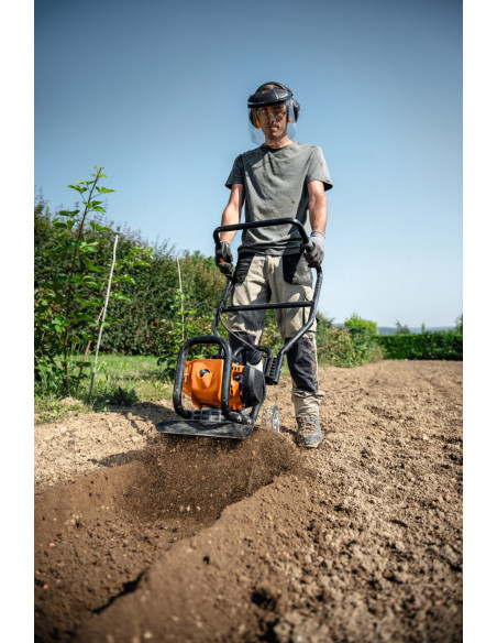 Buy Stihl BC 230 power weeder Buy Stihl BC 230 power weeder
